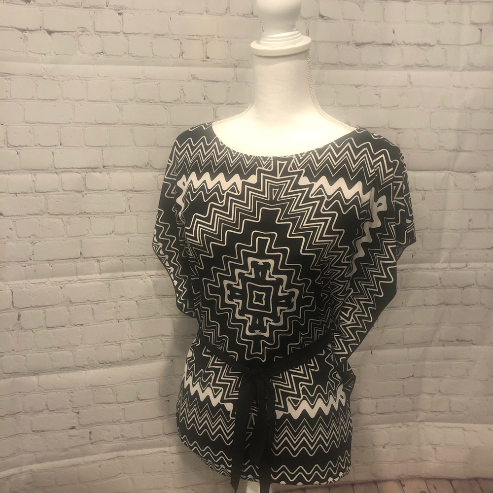 Wrapper Shirt Black and White | XS